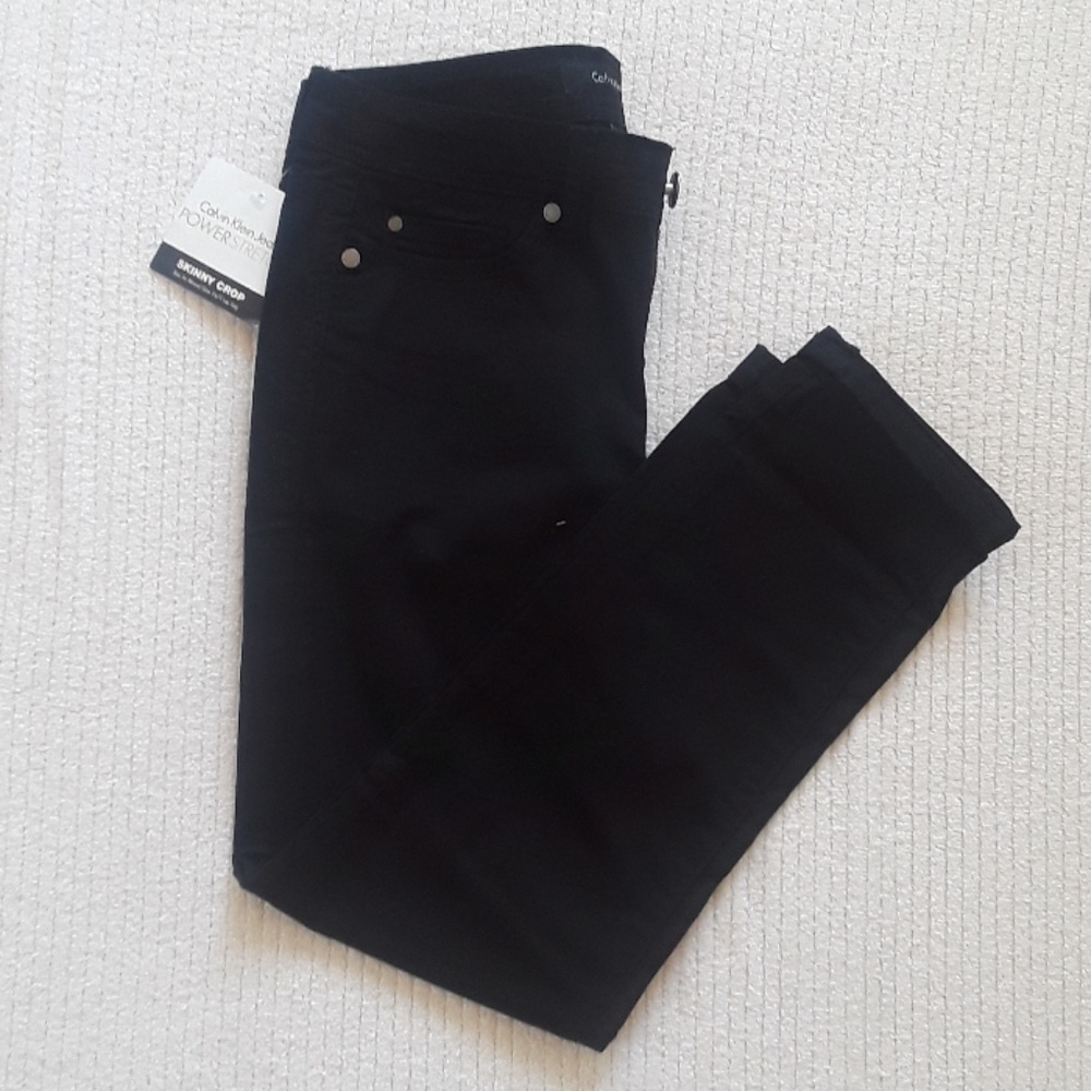 Calvin Klein Skinny Crop